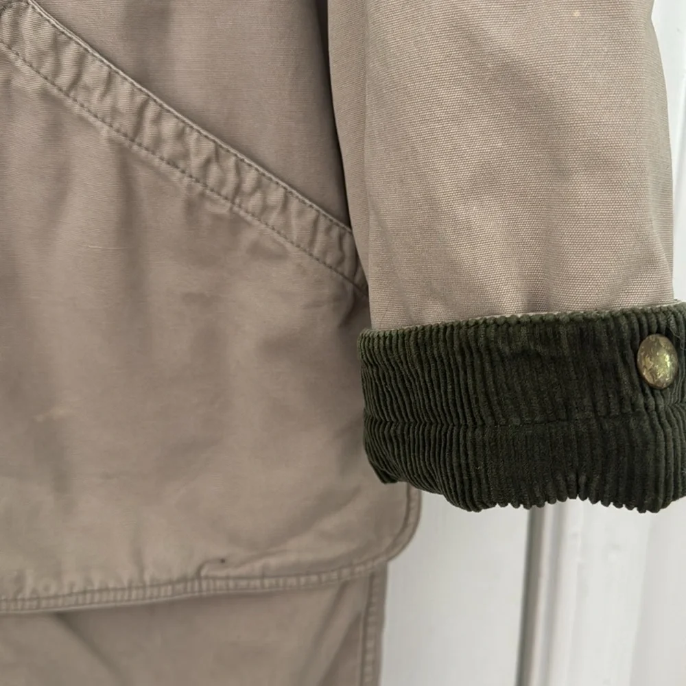 Vintage Khaki Barn Coat with Green Corduroy collar - Picture 3 of 5